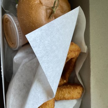 Burgerology Stony Brook - EDDIE THE GREEK, ONION RINGS - Burgers Near Me - Stony Brook, New York Burgerology Stony Brook - EDDIE THE GREEK, ONION RINGS - Burgers Near Me - Stony Brook, New York