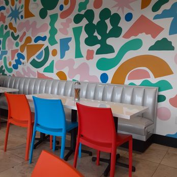 Amy's Ice Creams - Fun decor. - Ice Cream & Frozen Yogurt Near Me - Round Rock, Texas Amy's Ice Creams - Fun decor. - Ice Cream & Frozen Yogurt Near Me - Round Rock, Texas