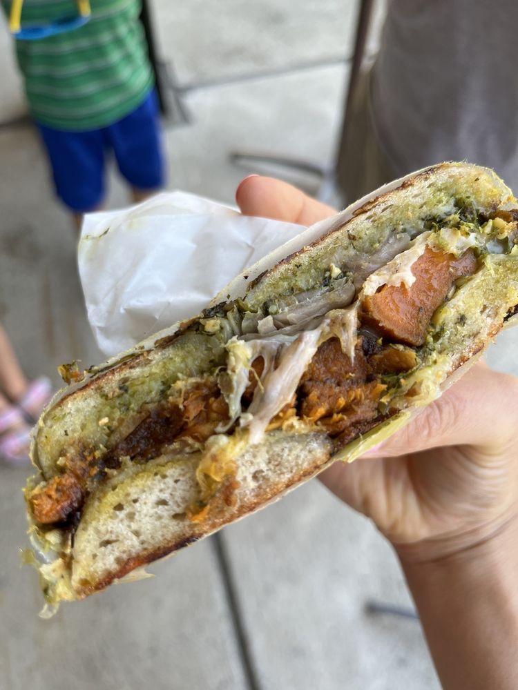 BREADHIVE BAKERY & CAFE Updated September 2024 452 Photos & 314