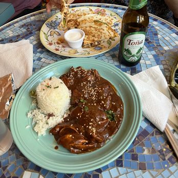 Manitas Cafe - Salvadoran Near Me - San Francisco, California Manitas Cafe - Salvadoran Near Me - San Francisco, California