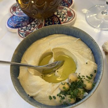 Aya - Hummos - Lebanese Near Me - Kirkland, Quebec