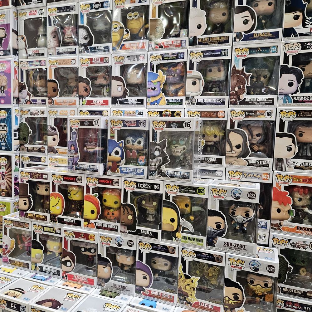 Loho Love & Hope - Funko pop - Toy Stores Near Me - Valencia, California