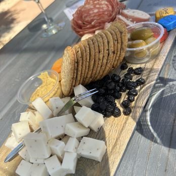 La Nebbia Winery - Charcuterie - Wineries Near Me - Half Moon Bay, California La Nebbia Winery - Charcuterie - Wineries Near Me - Half Moon Bay, California