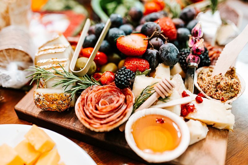 Savor and Graze Montana Logo