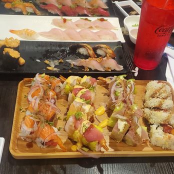 Show Sushi - Variety of no rice rolls & Megan fox rolls - Sushi Bars Near Me - San Dimas, California