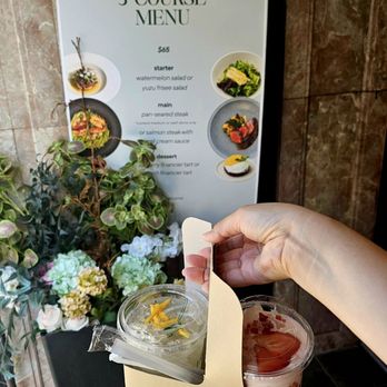 AURI - Hawaii dream and strawberry cream latte - Bakeries Near Me - Fort Lee, New Jersey