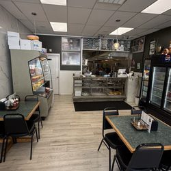 Uncle Leo's & Rosny Gourmet