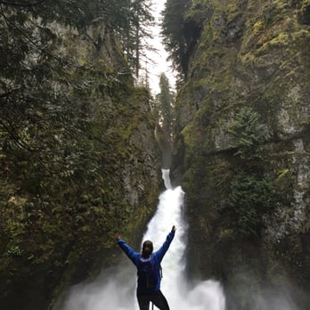 Wahclella Falls Hike - Hiking Near Me - Bonneville, Oregon Wahclella Falls Hike - Hiking Near Me - Bonneville, Oregon