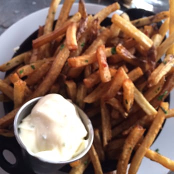 Meat & Potatoes - Basket o fries - New American Near Me - Pittsburgh, Pennsylvania Meat & Potatoes - Basket o fries - New American Near Me - Pittsburgh, Pennsylvania