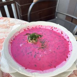 Restauracja Jarema - Cold beet soup