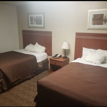 Valley Motel - View of Interior Beds - Hotels Near Me - Alamosa, Colorado Valley Motel - View of Interior Beds - Hotels Near Me - Alamosa, Colorado