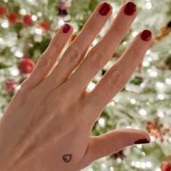 Be Mine Nails & Spa