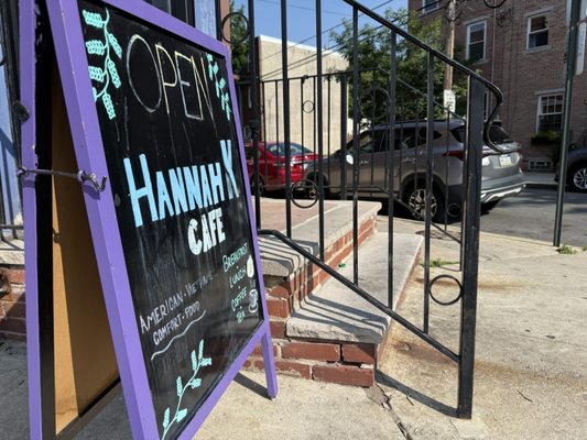 Hannah K Cafe by null