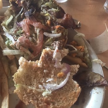 First and Union Kitchen - The only good part of the burger, let alone the whole meal, was the meat - Breakfast & Brunch Near Me - Snohomish, Washington