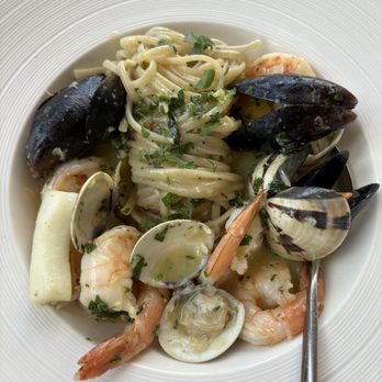 Cielo - Seafood pasta - Italian Near Me - Atascadero, California Cielo - Seafood pasta - Italian Near Me - Atascadero, California