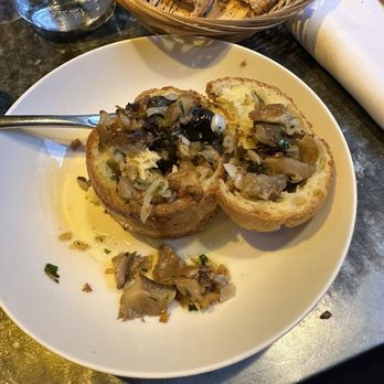Le Hide - Escargot Puff Pastry - French Near Me - Paris, 75 Le Hide - Escargot Puff Pastry - French Near Me - Paris, 75