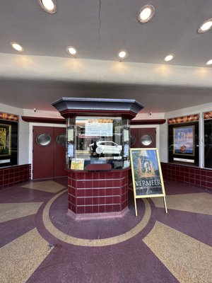 Rialto Cinemas Elmwood by null