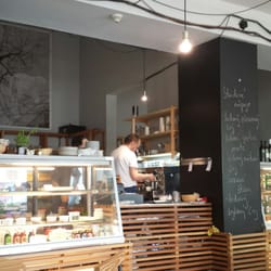 Mléčný bar Naproti