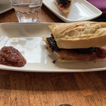 Arís - Wine Bars Near Me - Clonakilty, Colorado