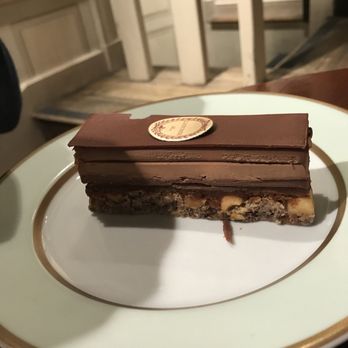 Ladurée - Bakeries Near Me - London, XGL Ladurée - Bakeries Near Me - London, XGL