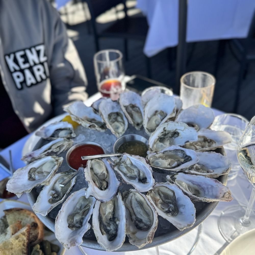 Waterbar - Oysters - Seafood Near Me - San Francisco, California Waterbar - Oysters - Seafood Near Me - San Francisco, California