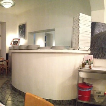 Pizza Mari - Pizza Near Me - Vienna, 9