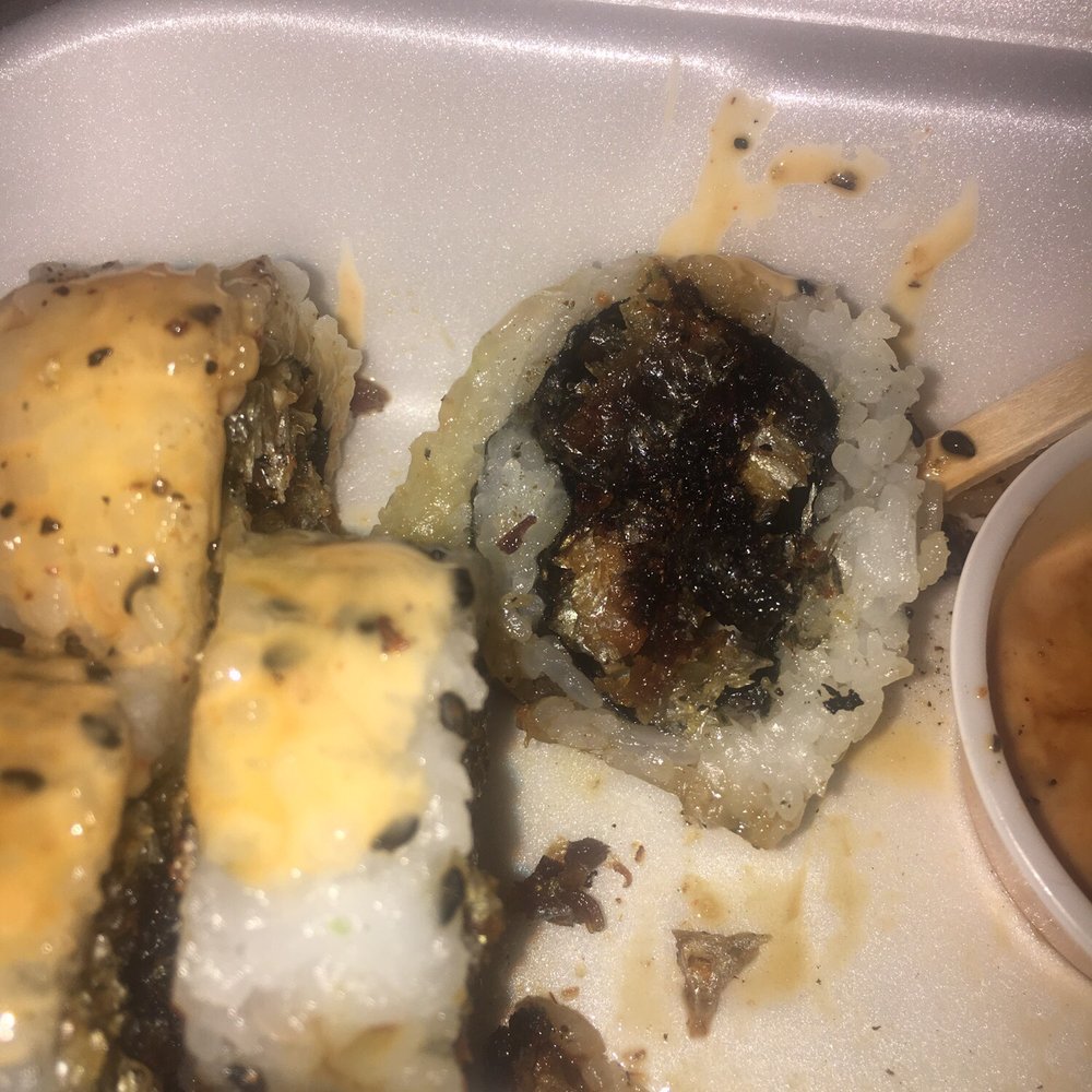 Moon O Sushi - Burnt salmon skin roll - Sushi Bars Near Me - Miami, Florida