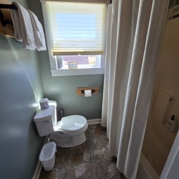 Miller Tree Inn - Bed & Breakfast Near Me - Forks, Washington