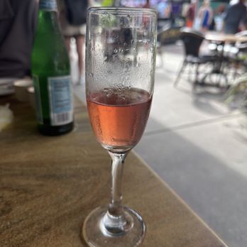 La Bella Luna - Bottomless mimosa. This one is cranberry - Pizza Near Me - Orlando, Florida La Bella Luna - Bottomless mimosa. This one is cranberry - Pizza Near Me - Orlando, Florida
