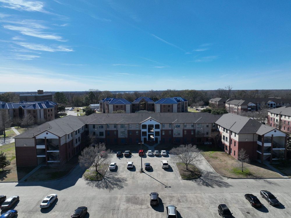 Slide of Lapeyre Construction