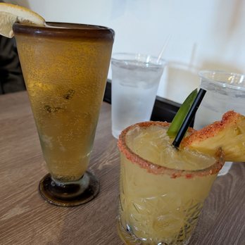 Que Vida Tacos - Pacifico on tap & pineapple margarita - Tacos Near Me - Yorba Linda, California