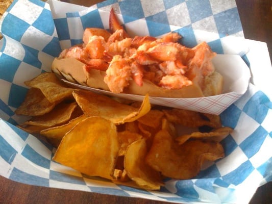 Lookout Tavern by null