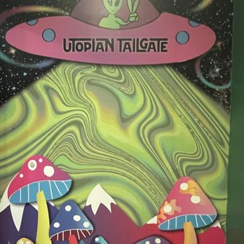 Utopian Tailgate - Lounges Near Me - Chicago, Illinois