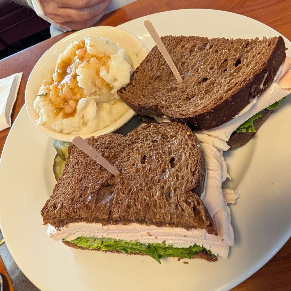 Patys Restaurant - Turkey sandwich with mashed potatoes - American Near Me - Toluca Lake, California Patys Restaurant - Turkey sandwich with mashed potatoes - American Near Me - Toluca Lake, California