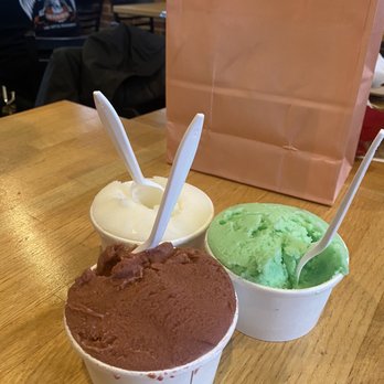 Freddy's Pizza - Itatian Ice and gelato all made fresh. - Pizza Near Me - Cicero, Illinois