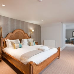 Wivenhoe House Hotel - The Constable Suite