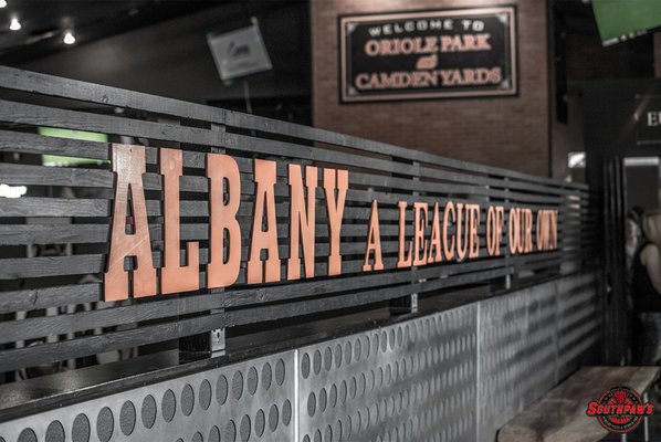 Southpaws Pizza and Sports Bar by null