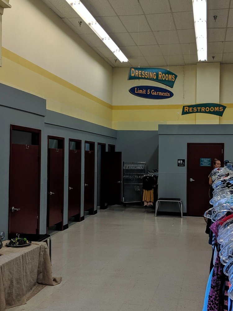 THRIFT TOWN 64 Photos & 107 Reviews 5700 Manchaca Rd, Austin, Texas