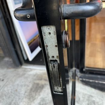 Key Locksmiths - LocksmithNY.com - Keys & Locksmiths Near Me