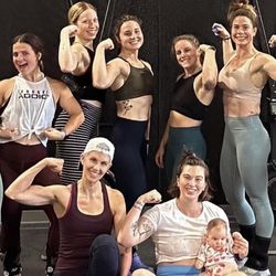 CrossFit Addict - We love helping build strong women!