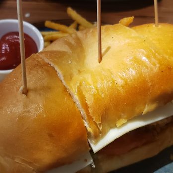 Crave Kitchen & Bar - Crispy chicken sandwich - Bars Near Me - Eagle, Idaho Crave Kitchen & Bar - Crispy chicken sandwich - Bars Near Me - Eagle, Idaho