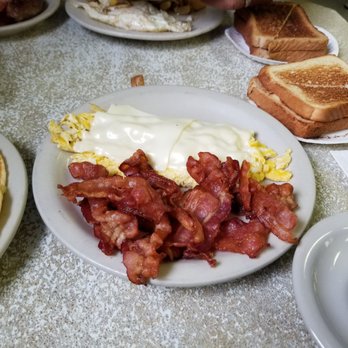 Tony's Lunch Restaurant - Diners Near Me - Vineland, New Jersey Tony's Lunch Restaurant - Diners Near Me - Vineland, New Jersey