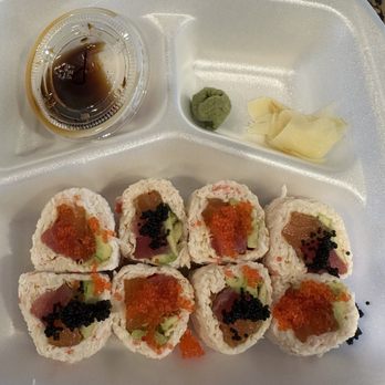 Sushi Box - Pretty Women Roll - Japanese Near Me - Frisco, Texas Sushi Box - Pretty Women Roll - Japanese Near Me - Frisco, Texas