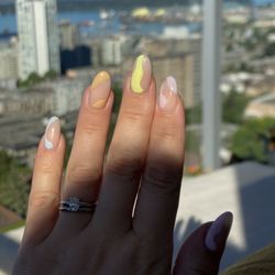 Top Modern Nails & Spa - New acrylic set, gel nail colour, artistic design.