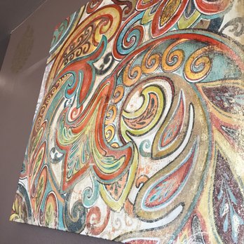 Dilliwala Indian Kitchen - Gorgeous art work! - Indian Near Me - Diamond Bar, California