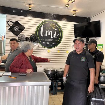 Tamales Doña Emi - Generations. Friendly staff happy to help tourists with limited Spanish. - Tamales Near Me - México, D.F., DIF Tamales Doña Emi - Generations. Friendly staff happy to help tourists with limited Spanish. - Tamales Near Me - México, D.F., DIF