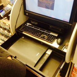 Walgreens - Photo scanning station