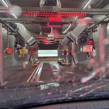 Crew Carwash - Crew car wash washing - Car Wash Near Me - Noblesville, Indiana