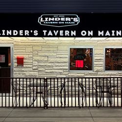Linder’s Tavern on Main - Front of Restaurant