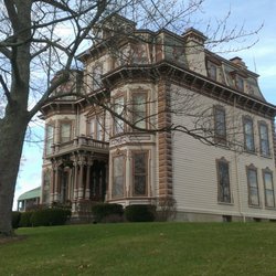 Gaar House Museum - Gaar family mansion from 19th century.
90% of original custom made furniture. 4 floors. First home with elevator in area.